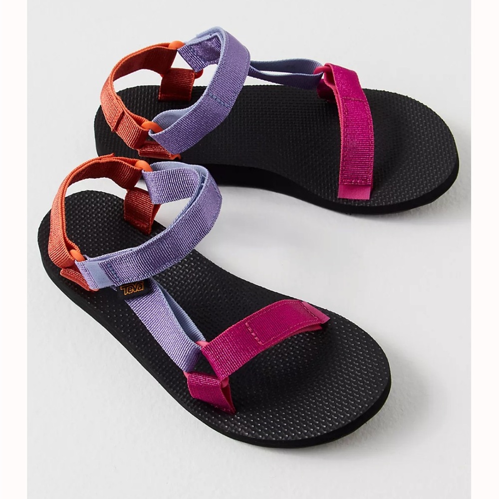 Women’s metallic tevas